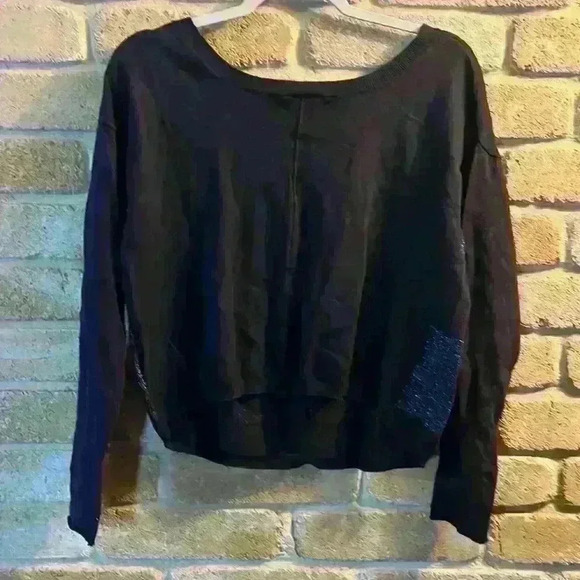 Banana Republic Sweater - Picture 3 of 3